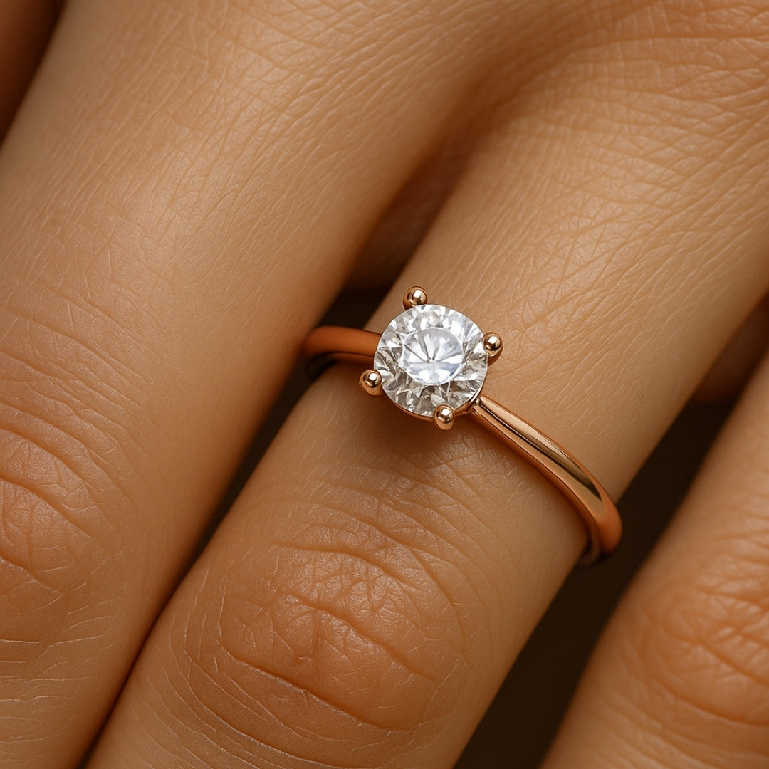 ANILLO VALENTINA ROCHE SOLITARIO DORADO CON CIRCONITA