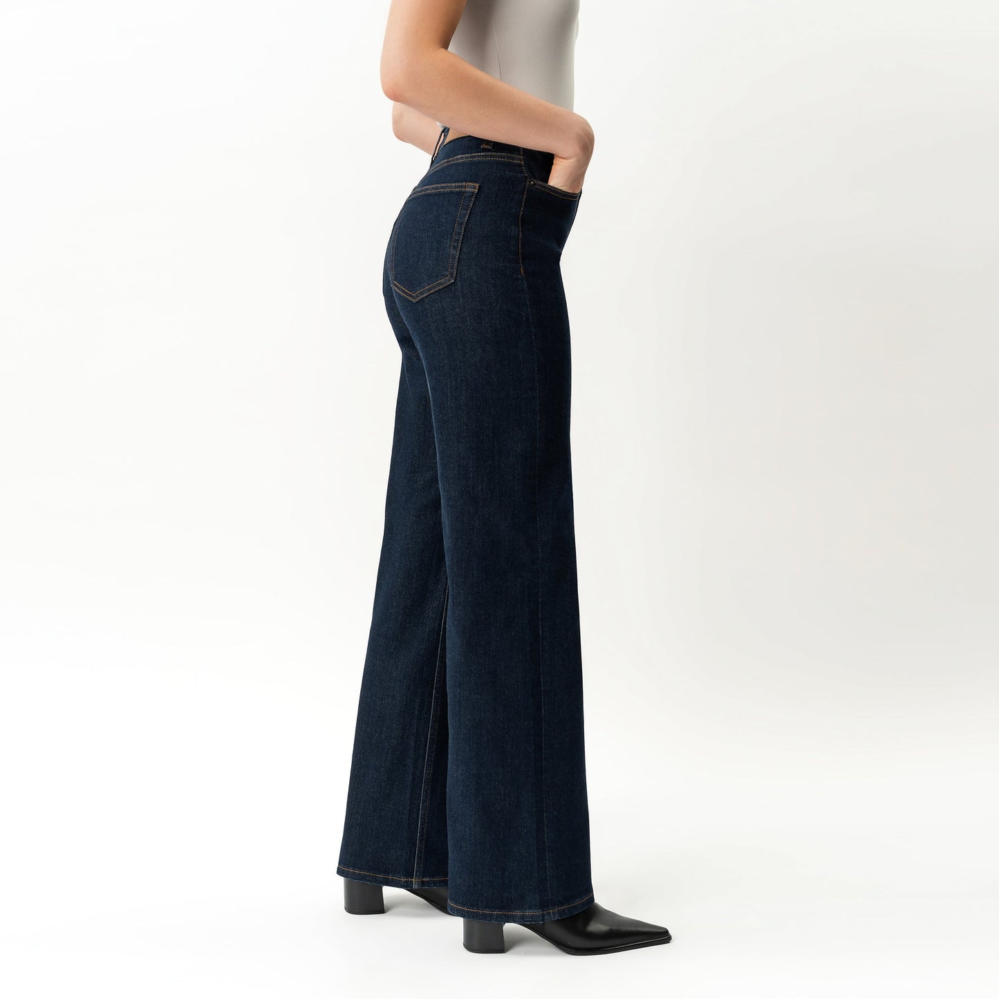 Vaqueros ComfortDenim™ de corte holgado