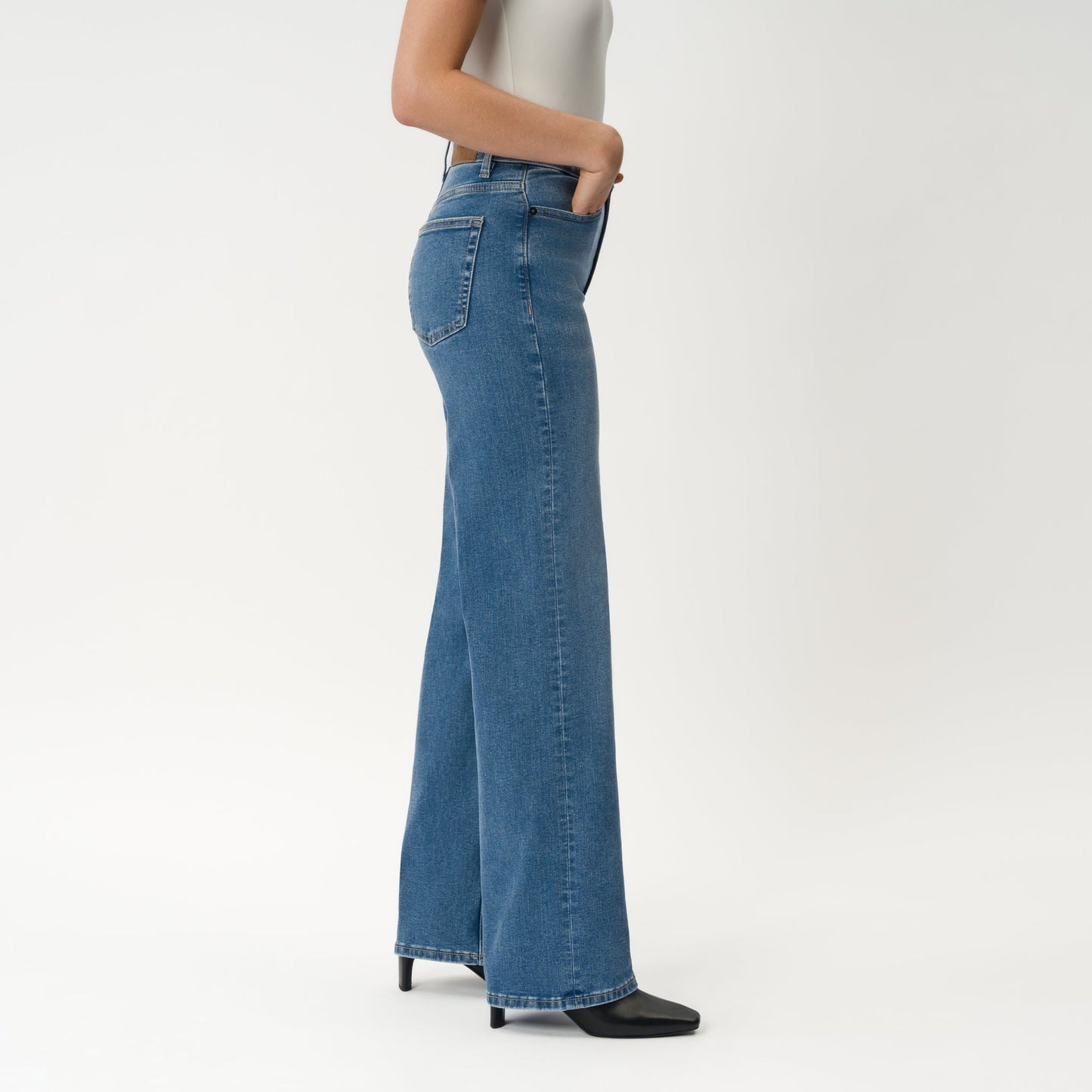 Vaqueros ComfortDenim™ de corte holgado