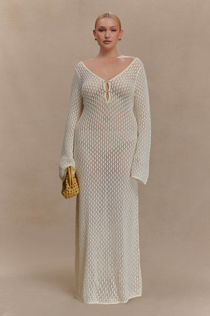 Vestido largo con mangas acampanadas y corte en forma de cola de pez de Kayleigh Crochet - Blanco