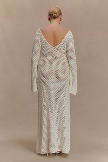 Vestido largo con mangas acampanadas y corte en forma de cola de pez de Kayleigh Crochet - Blanco