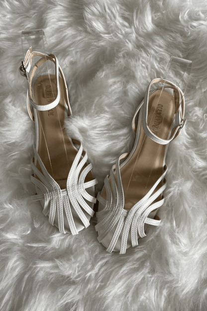 SANDALIAS DORADAS ELEGANCIA