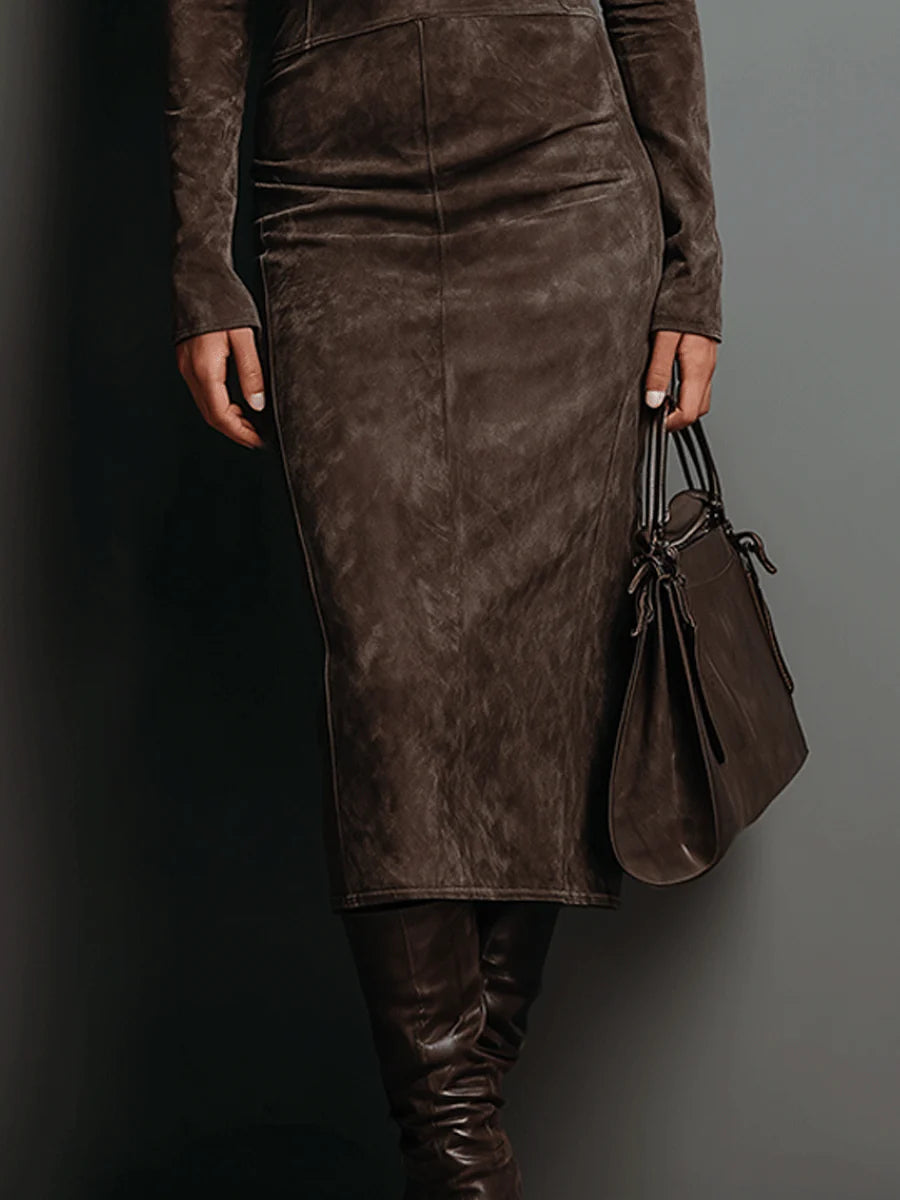 Jelina – Vestido de ante con cuello alto