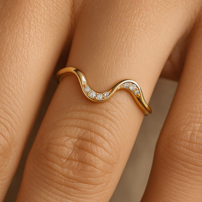 ANILLO VALENTINA ROCHE ONDULADO BICOLOR CON CIRCONITAS