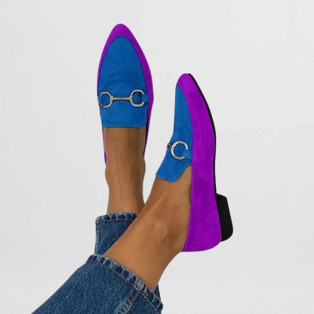 Verona™ | Mocasines verdes en gamuza sintética con hebilla metálica