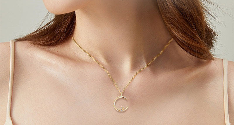 Collar brillante con luna y estrellas🌙