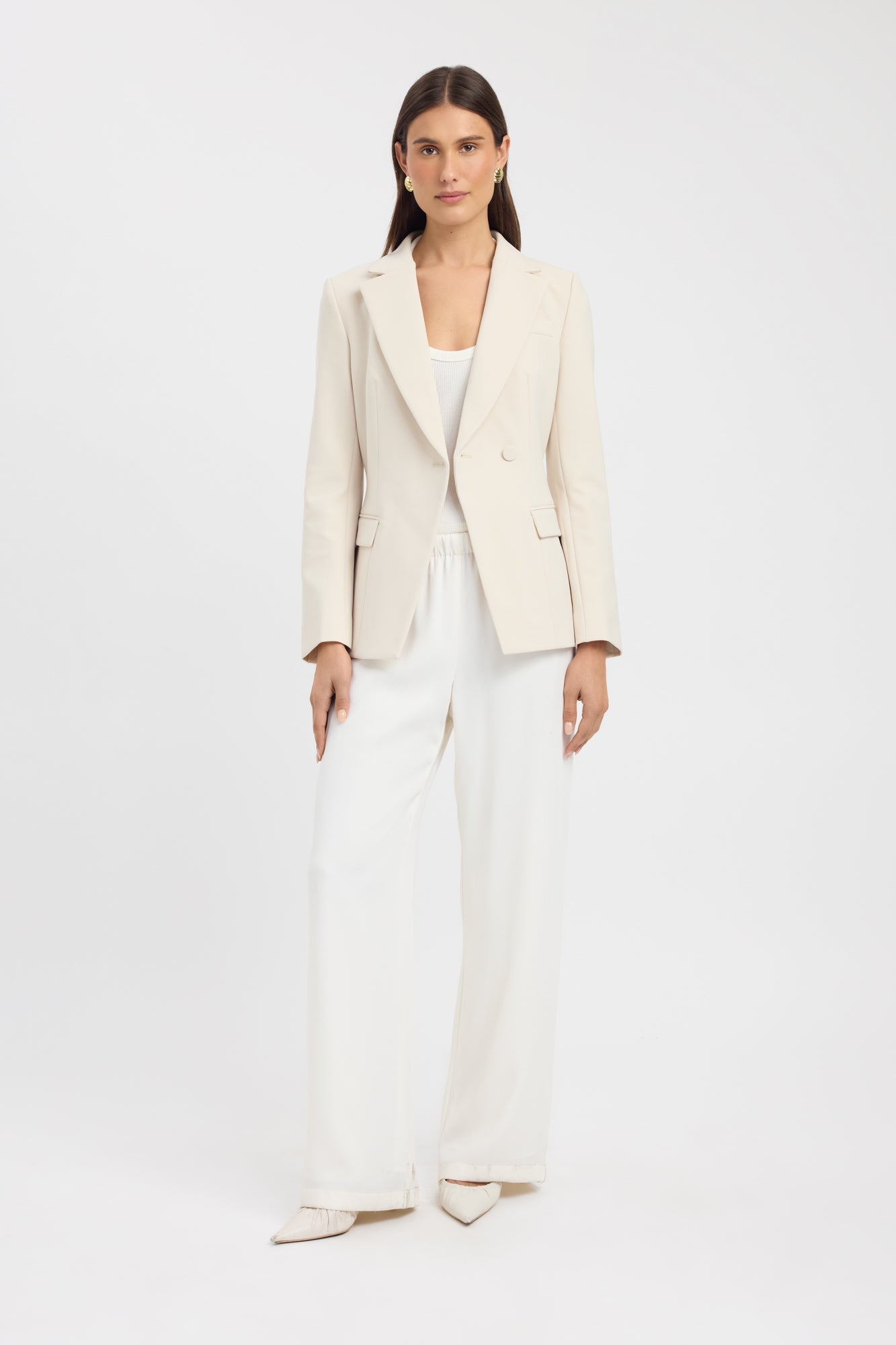 Blazer entallado de cuello alto