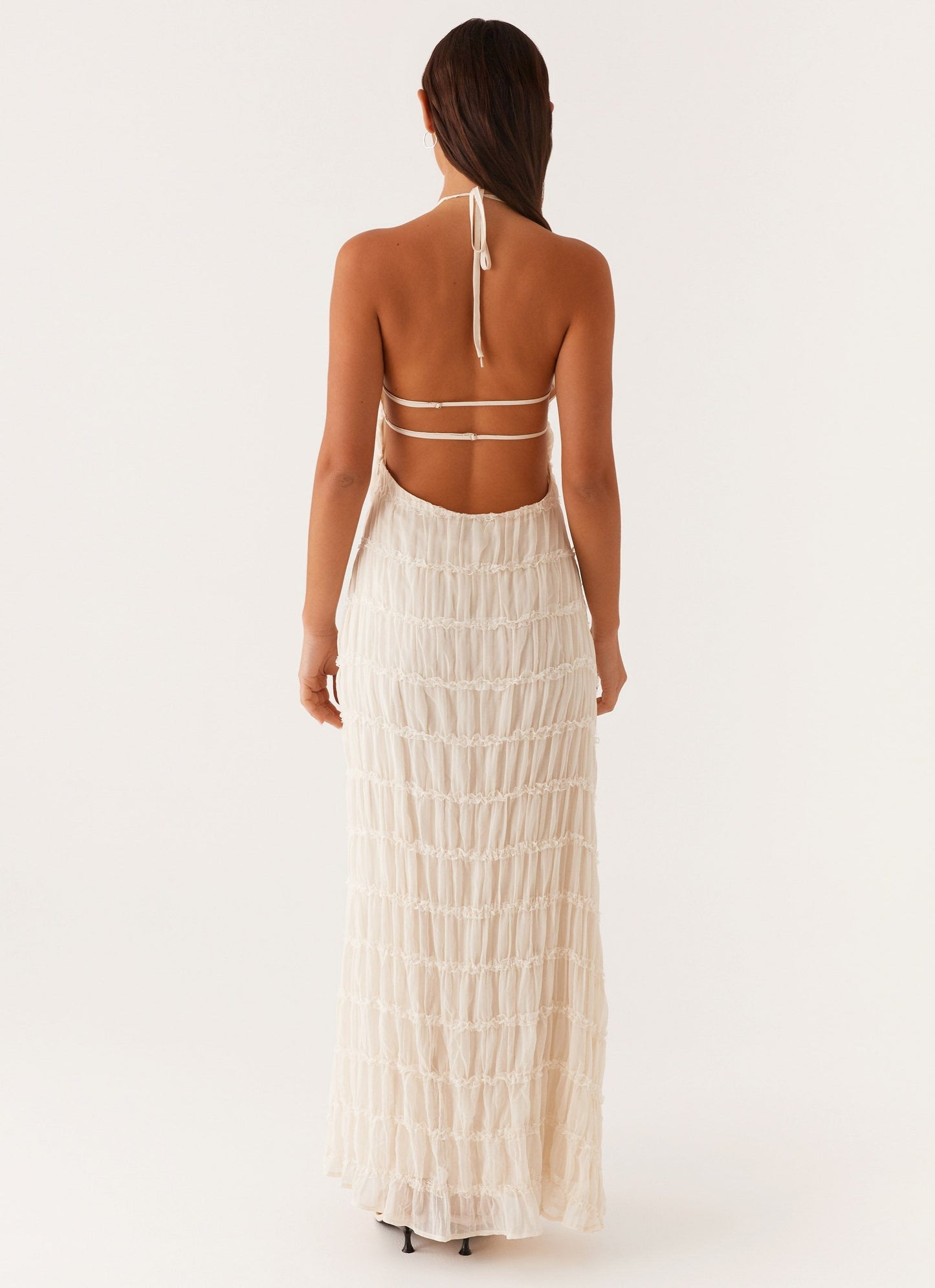 VESTIDO LARGO HALTER DE ENCAJE ELEGANTE