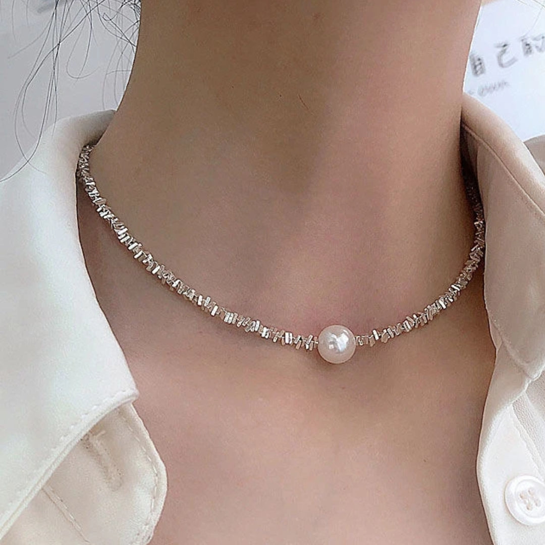 Elegante collar de perlas