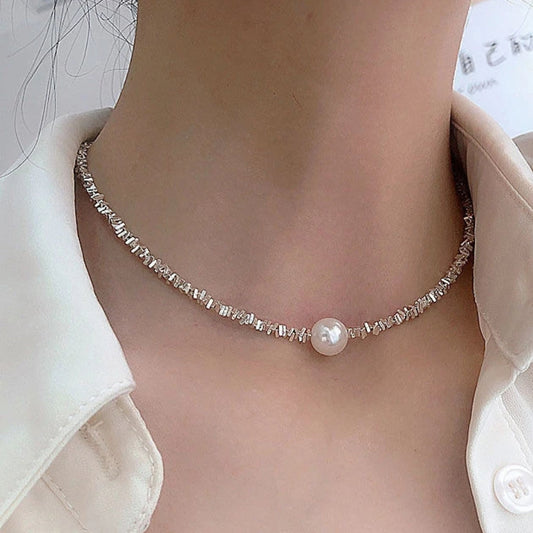 Elegante collar de perlas