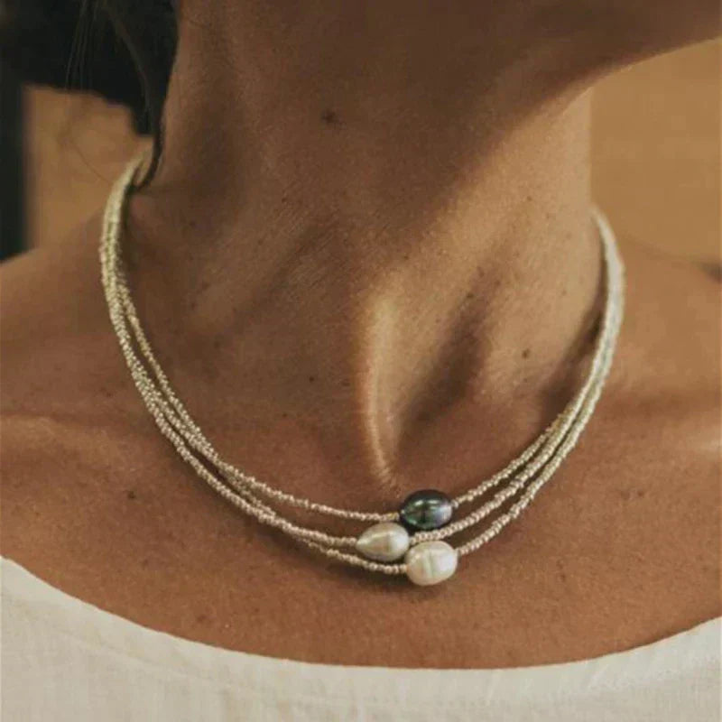 Collar vintage con perlas auténticas