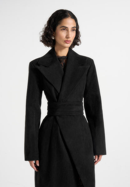 Emma - Abrigo asimétrico de ante con cinturón ajustable - Negro