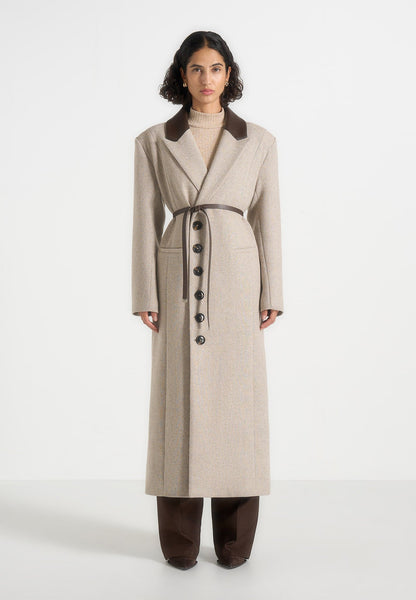 Anisa - Abrigo oversize de lana con diseño en espiga y cinturón de cuero - Beige