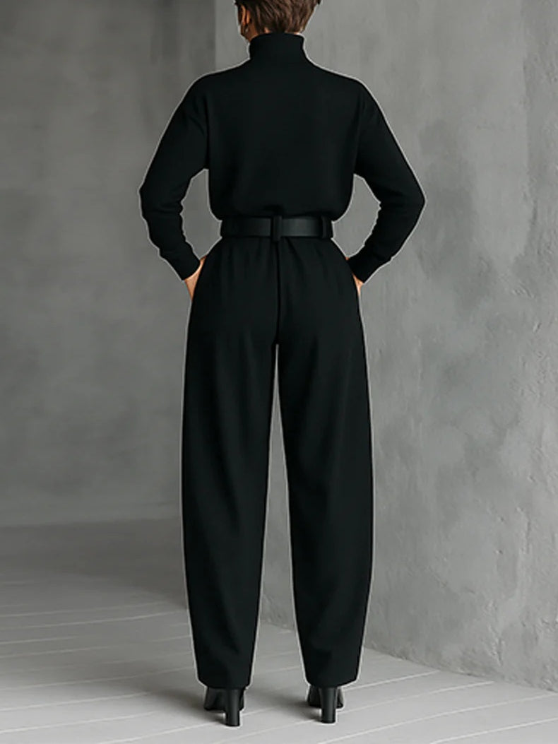 MONO ELEGANTE DE CINTURA ALTA CON CORTE FLUIDO