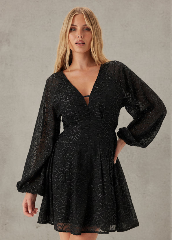VESTIDO NEGRO CORTO BRILLANTE DE FIESTA