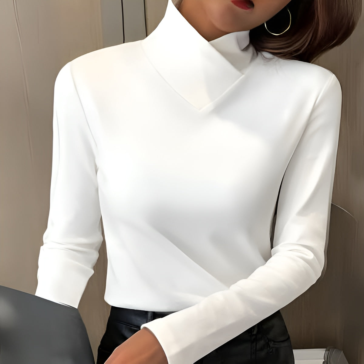 ESTAQUIA | Elegante jersey de cuello alto