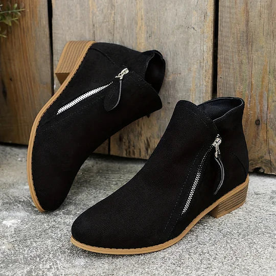 BOTINES DE ANTE CON CREMALLERA LATERAL Y TACÓN BAJO