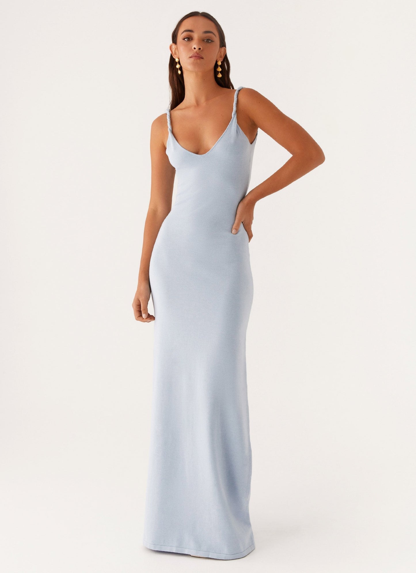 VESTIDO LARGO SATINADO DE ESPALDA ABIERTA