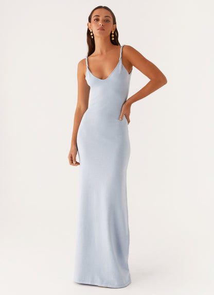 VESTIDO LARGO SATINADO DE ESPALDA ABIERTA
