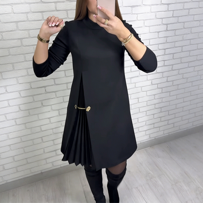 Noctura – Vestido plisado de manga larga